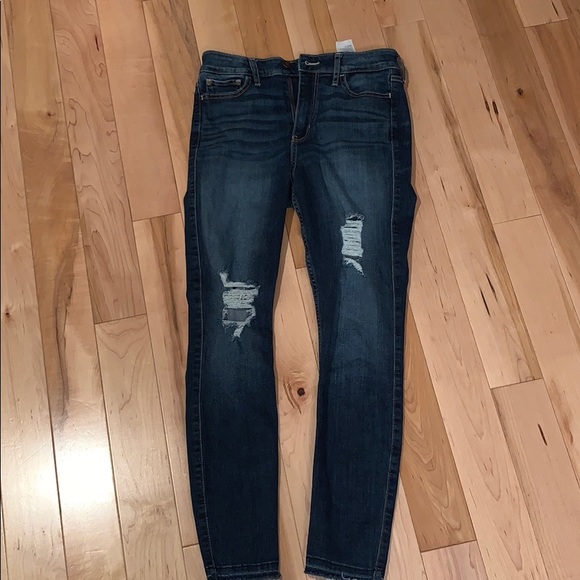 HOLLISTER JEANS - Picture 2 of 3